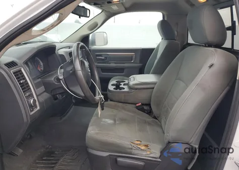 2015 Ram 1500 St z USA, uszkodzony, nr VIN 3C6JR6DM8FG554571